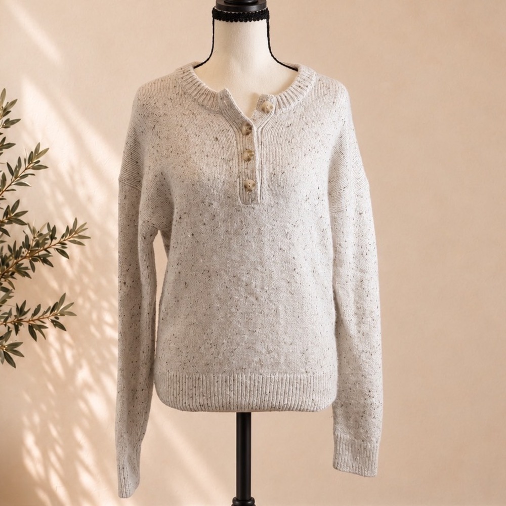 Abercrombie & Fitch XXS Cream Oatmeal Speckled Wool Blend Henley Sweater Womens